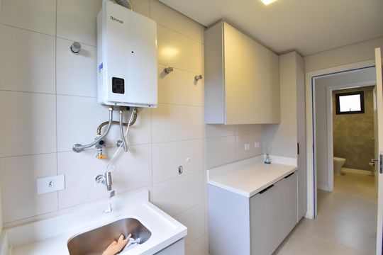 Área de Serviço de casa de condomínio à venda com 3 quartos, 268m² em Mercês, Curitiba