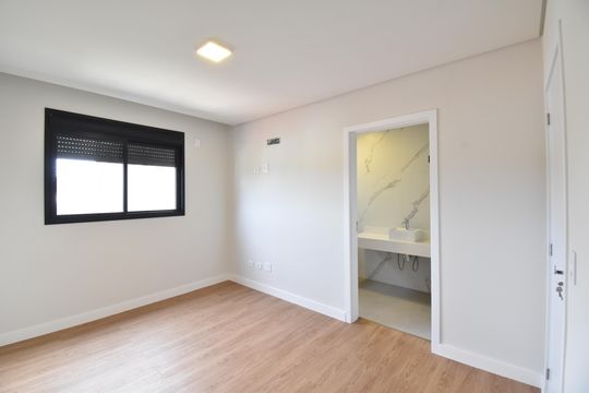 Suíte 2 de casa de condomínio à venda com 3 quartos, 268m² em Mercês, Curitiba