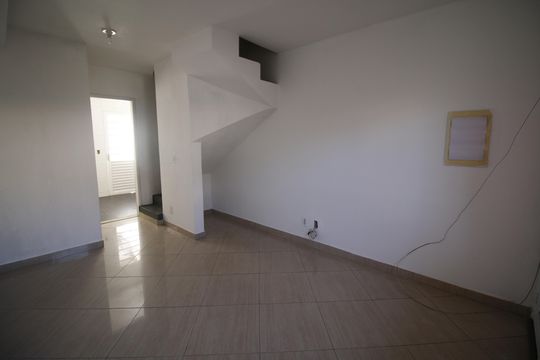 Casa para alugar com 2 quartos, 50m² em Taquara, Rio de Janeiro