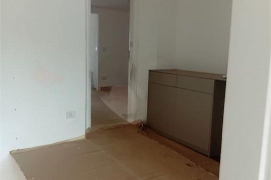 Casa à venda com 4 quartos, 1200m² em Vila Albertina, São Paulo
