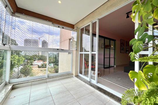 Varanda de apartamento à venda com 3 quartos, 145m² em Jardim Prudência, São Paulo