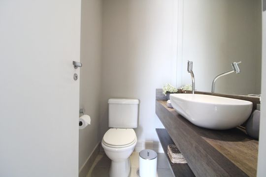 Lavabo de apartamento para alugar com 3 quartos, 160m² em Jardim Marajoara, São Paulo