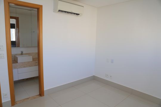 Apartamento para alugar com 3 quartos, 145m² em Jardim Goiás, Goiânia