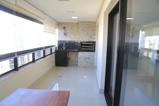 Varanda de apartamento para alugar com 3 quartos, 145m² em Jardim Goiás, Goiânia