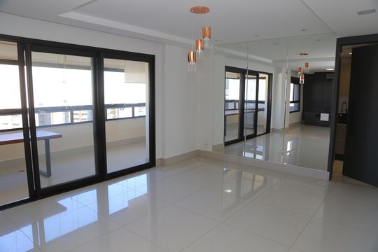 Apartamento para alugar com 3 quartos, 145m² em Jardim Goiás, Goiânia