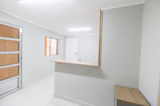 Sala de apartamento para alugar com 1 quarto, 50m² em Jardim Tupa, Barueri