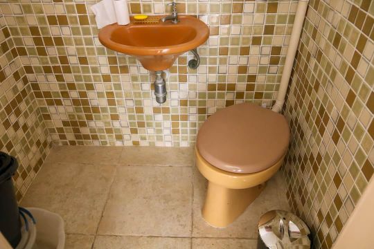 Banheiro de Serviço de casa de condomínio à venda com 3 quartos, 207m² em Lins de Vasconcelos, Rio de Janeiro
