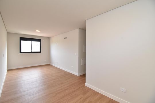 Suíte 1 de casa de condomínio à venda com 3 quartos, 234m² em Mercês, Curitiba