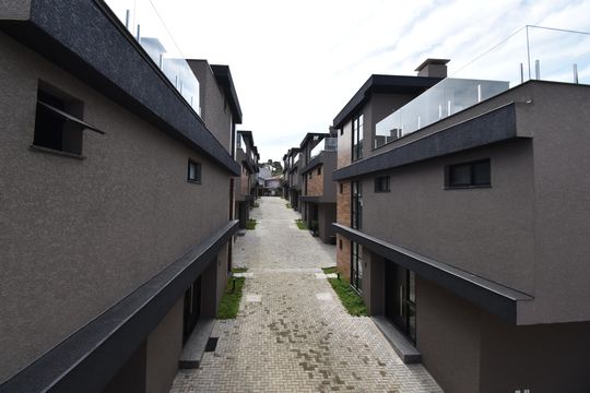 Área comum de casa de condomínio à venda com 3 quartos, 268m² em Mercês, Curitiba