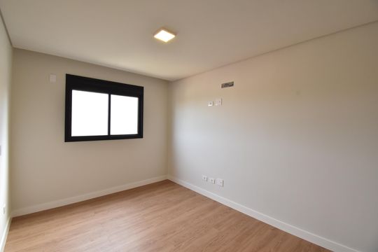Suíte 3 de casa de condomínio à venda com 3 quartos, 268m² em Mercês, Curitiba