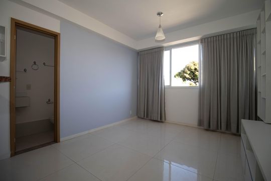 Sala de apartamento para alugar com 1 quarto, 94m² em Setor de Habitações Coletivas E Geminadas Norte 703, Brasília