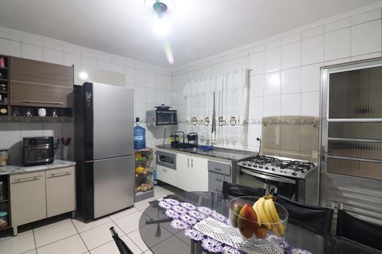 Cozinha  de casa à venda com 3 quartos, 150m² em Baeta Neves, São Bernardo do Campo