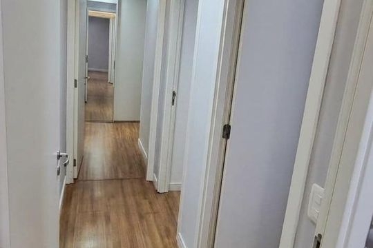 Corredor de apartamento para alugar com 3 quartos, 76m² em Marechal Rondon, Canoas