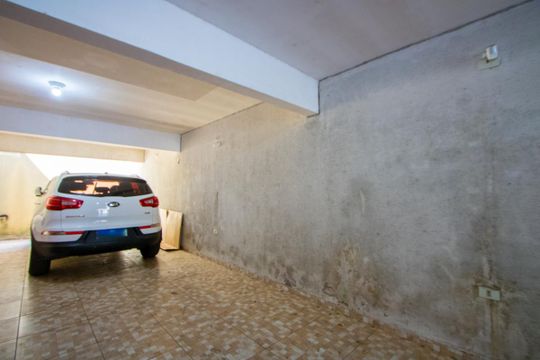 Garagem de apartamento à venda com 2 quartos, 96m² em Vila Vitória, Santo André