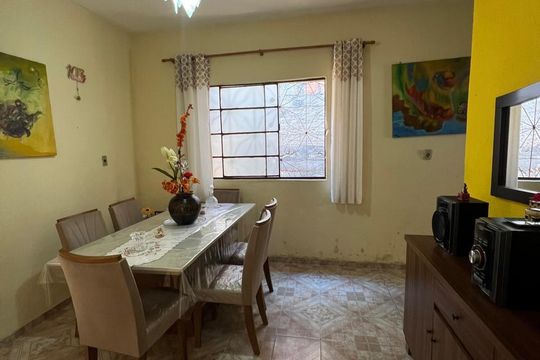 Sala de casa à venda com 2 quartos, 250m² em Jardim Felicidade, Belo Horizonte