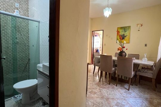 Banheiro de casa à venda com 2 quartos, 250m² em Jardim Felicidade, Belo Horizonte