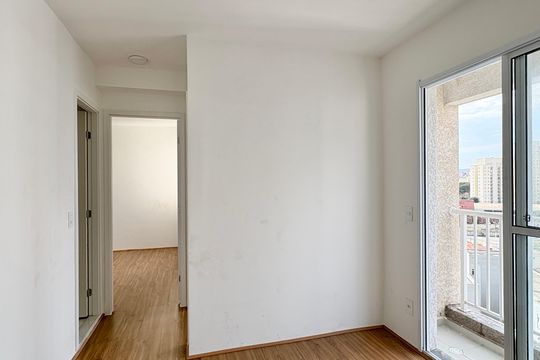 Apartamento para alugar com 2 quartos, 38m² em Jardim das Gracas, São Paulo