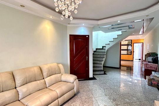 Sala de casa para alugar com 3 quartos, 380m² em Centro, Guarulhos