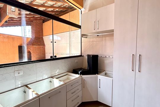 Área de Serviço de casa para alugar com 3 quartos, 380m² em Centro, Guarulhos