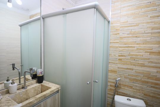 Banheiro de apartamento para alugar com 2 quartos, 62m² em Novo Osasco, Osasco