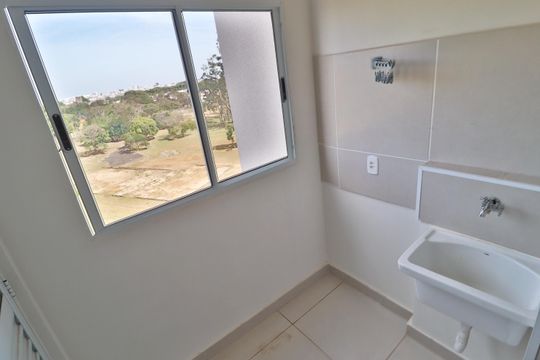 Cozinha e Área de Serviço de apartamento para alugar com 2 quartos, 60m² em Morumbi, Uberlândia
