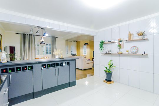 Cozinha  de casa à venda com 3 quartos, 320m² em Vila Paraiso, Guarulhos