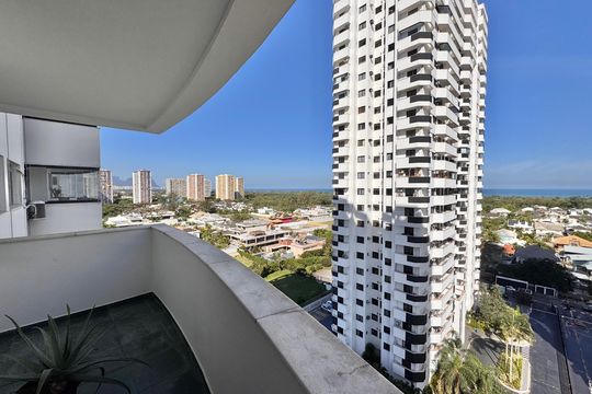 Varanda de apartamento à venda com 2 quartos, 70m² em Barra da Tijuca, Rio de Janeiro