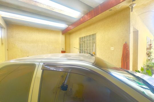 Garagem de casa à venda com 2 quartos, 105m² em Vila Augusta, Guarulhos