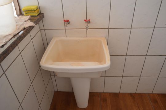 Área de Serviço de casa para alugar com 3 quartos, 200m² em Ribeirânia, Ribeirão Preto