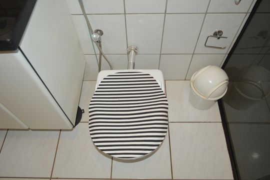 Banheiro da Suíte 1 de casa para alugar com 3 quartos, 200m² em Ribeirânia, Ribeirão Preto