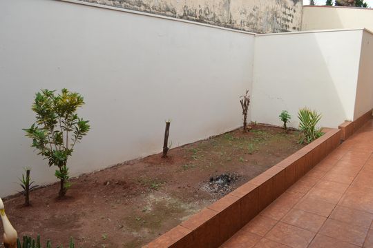 Quintal de casa para alugar com 3 quartos, 200m² em Ribeirânia, Ribeirão Preto