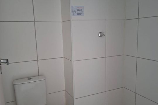 Banheiro de apartamento para alugar com 2 quartos, 38m² em Vila lobos, São Paulo