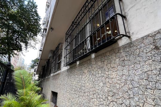 Fachada de apartamento para alugar com 2 quartos, 140m² em Copacabana, Rio de Janeiro