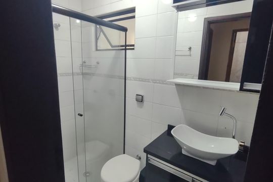 Banheiro de apartamento à venda com 2 quartos, 97m² em Santa Maria, São Caetano do Sul