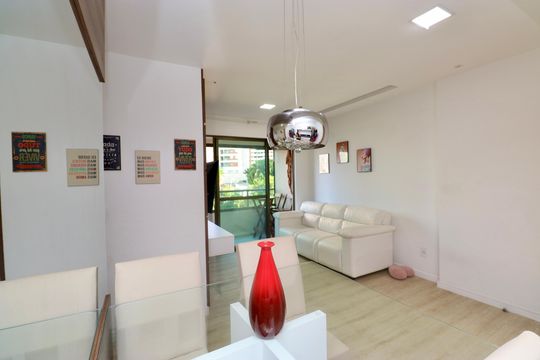 Sala de apartamento para alugar com 2 quartos, 52m² em Brotas, Salvador