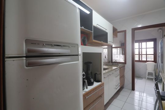 Cozinha - Armários de apartamento para alugar com 2 quartos, 79m² em Estância Velha, Canoas