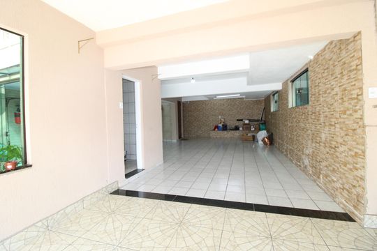 Garagem de casa para alugar com 3 quartos, 248m² em Cidade Líder, São Paulo