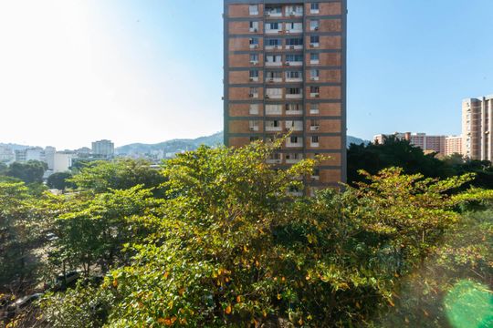 Vista de apartamento para alugar com 1 quarto, 69m² em Tijuca, Rio de Janeiro