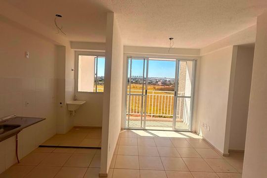 Apartamento para alugar com 3 quartos, 62m² em Setor IKEDA, Brasília