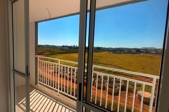 Varanda de apartamento para alugar com 3 quartos, 62m² em Setor IKEDA, Brasília
