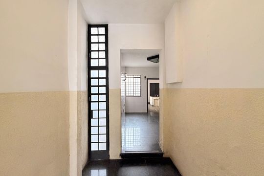 Hall da sala de casa à venda com 3 quartos, 163m² em Bela Vista, Jundiaí