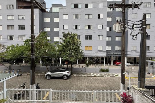 Vista de apartamento para alugar com 3 quartos, 120m² em Balneario Cidade Atlantica, Guarujá