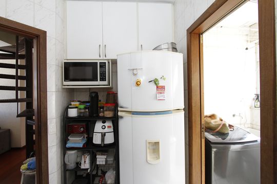 Cozinha de apartamento à venda com 3 quartos, 145m² em Monsenhor Messias, Belo Horizonte