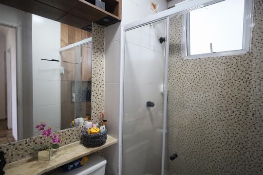 Banheiro de apartamento para alugar com 3 quartos, 60m² em Padroeira, Osasco