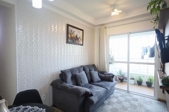 Sala de apartamento para alugar com 3 quartos, 60m² em Padroeira, Osasco