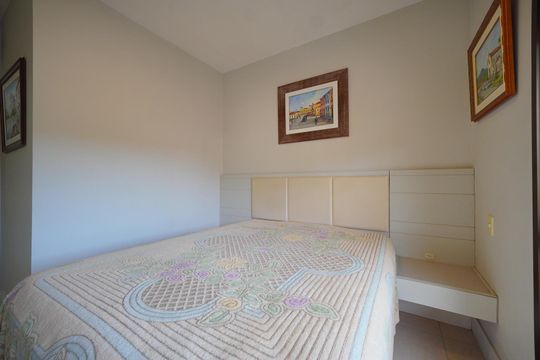 Suíte de apartamento para alugar com 2 quartos, 80m² em Pantanal, Florianópolis