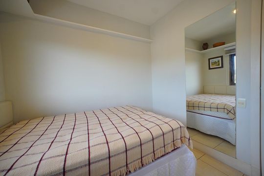 Quarto 2 de apartamento para alugar com 2 quartos, 80m² em Pantanal, Florianópolis