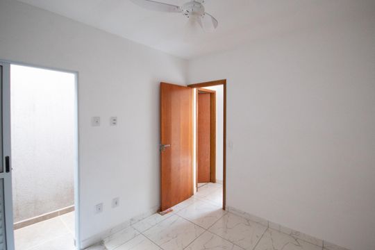 Quarto de apartamento para alugar com 1 quarto, 32m² em Vila Constança, São Paulo