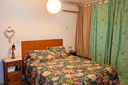 Quarto de apartamento para alugar com 3 quartos, 66m² em Ipanema, Porto Alegre