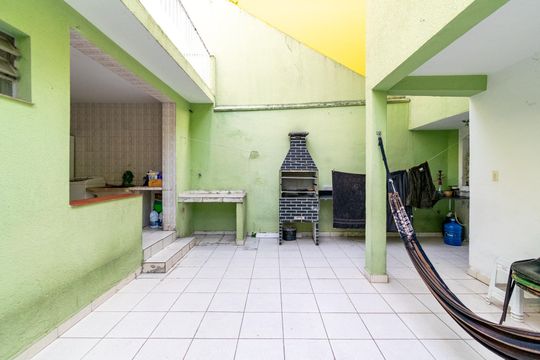 Quintal de casa à venda com 3 quartos, 180m² em Jabaquara, São Paulo